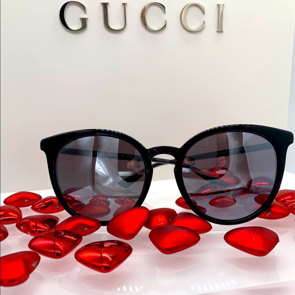 New Authentic Gucci Sunglasses